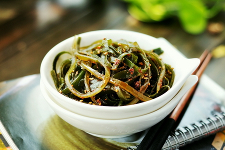 凉拌海带丝的做法,海带的做法大全,海带怎么做好吃