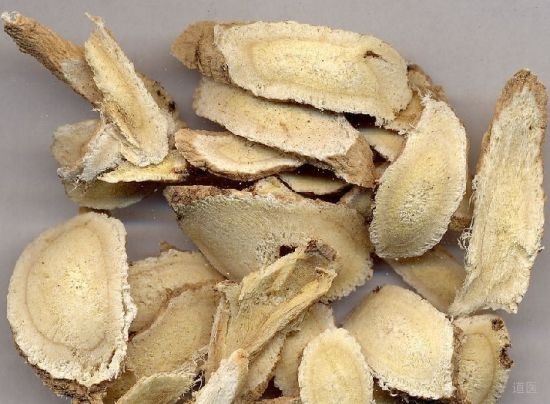 桂枝附子汤，黄芪桂枝五物汤及当归补血汤加减治疗历节风(类风湿关节炎)