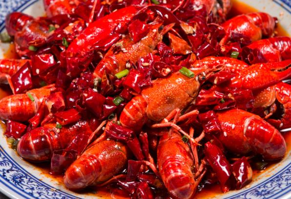 龙虾里面绿色的东西能吃吗 清洗小龙虾需要放盐吗