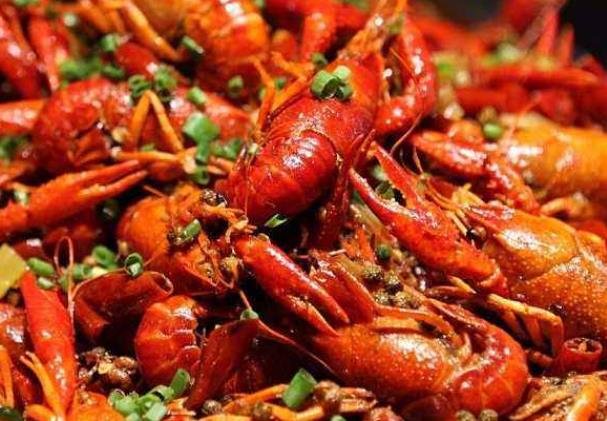 孕妇可以吃小龙虾吗 易加重自身肠胃负担