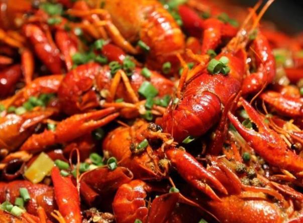 感冒能吃小龙虾吗 会增加身体负担消化不良