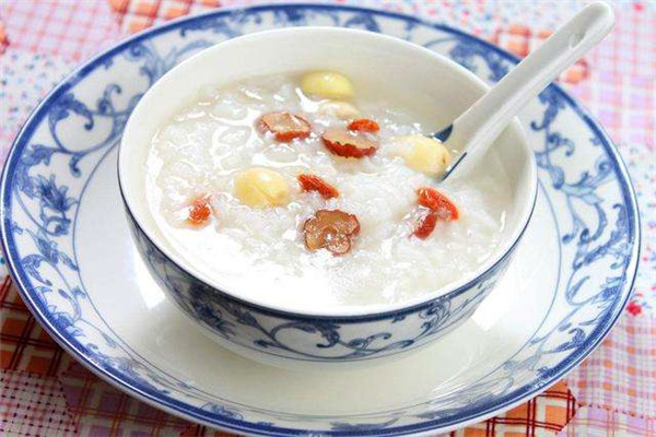 夏季吃什么养肝 夏季护肝要多喝四款粥