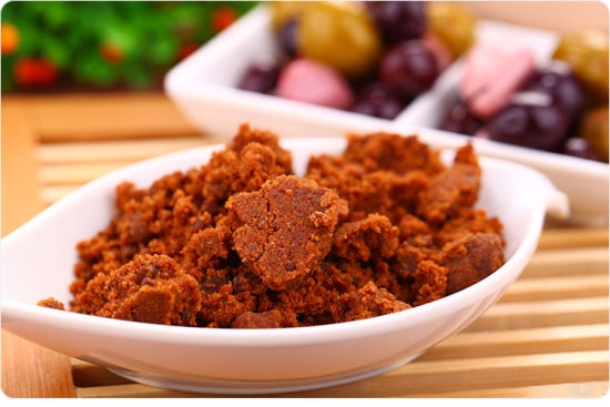 红糖的功效与作用：益气缓中、助脾化食、补血化瘀