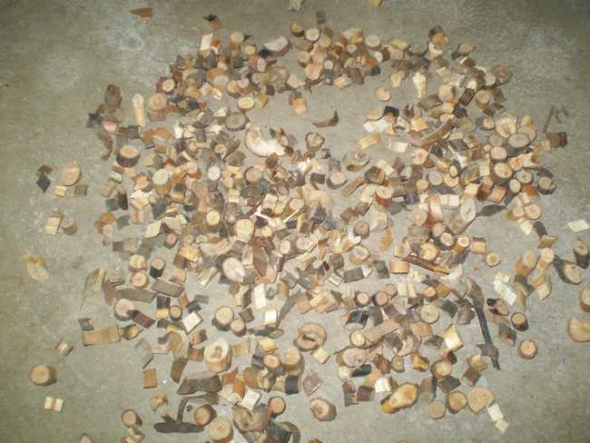 寒湿化热成痹，腰脊疼痛，关节红肿灼热的中医治疗经验