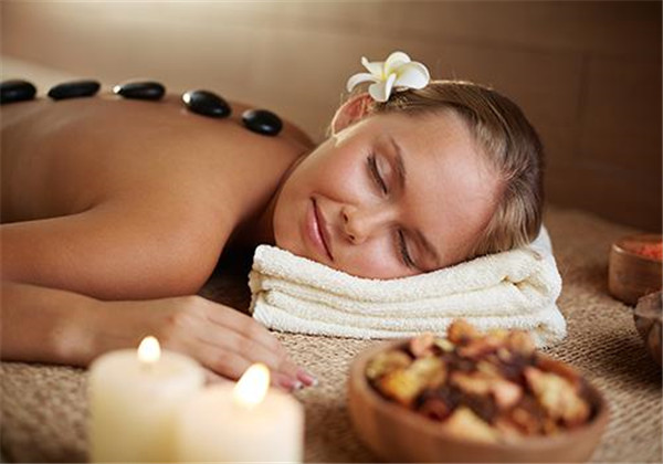 经常艾灸有什么作用 艾灸的好处与功效